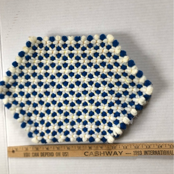 Vtg Handmade Kitchen Hot Pads - Picture 5 of 16